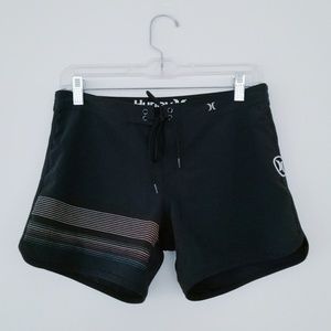 Woman's Hurley swim shorts! S